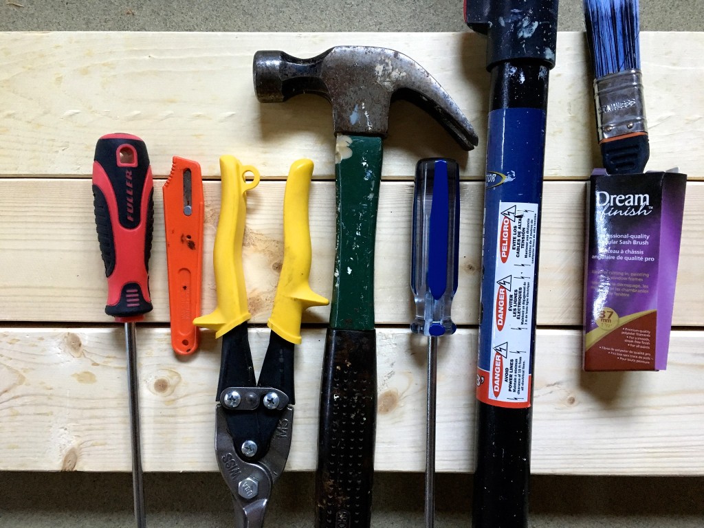 A ROYGBIV of tools in the yet to be organized garage, a response for today's Daily Extend https://extend-daily.ecampusontario.ca/oext225/